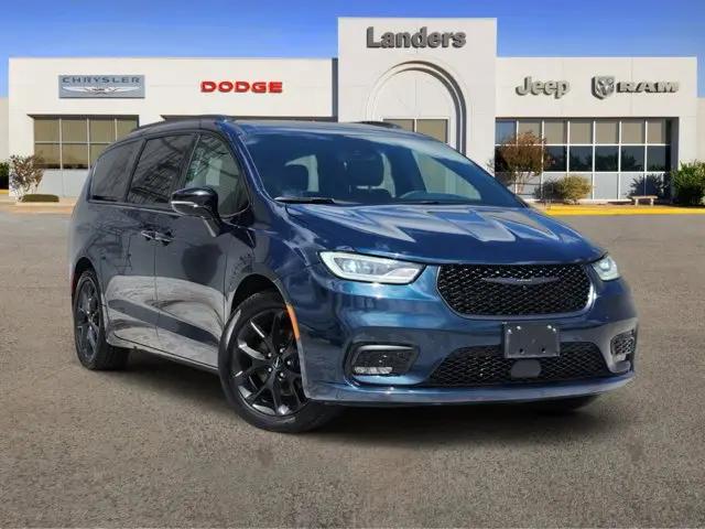 2025 Chrysler Pacifica Limited for sale in Norman, OK