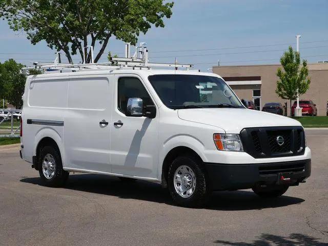 2018 Nissan 3500 SV V8 for sale in Apple Valley, MN