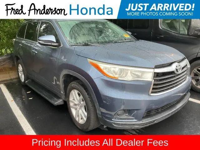 2014 Toyota Highlander LE for sale in Greenville, SC