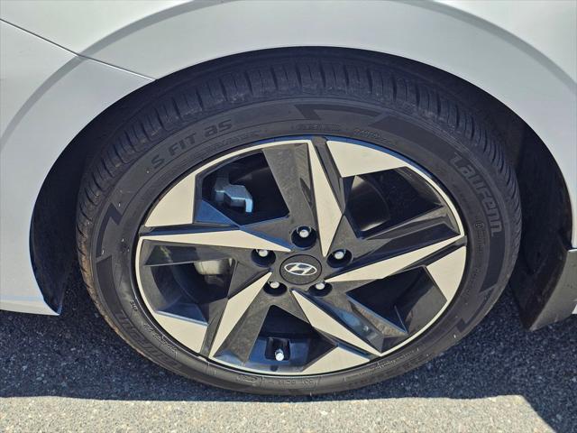 2023 Hyundai Elantra Hybrid Limited