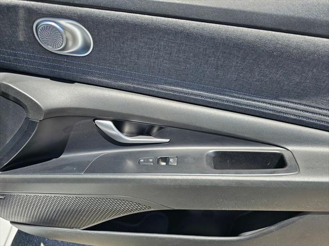 2023 Hyundai Elantra Hybrid Limited