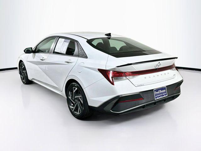 2025 Hyundai Elantra Hybrid SEL Sport