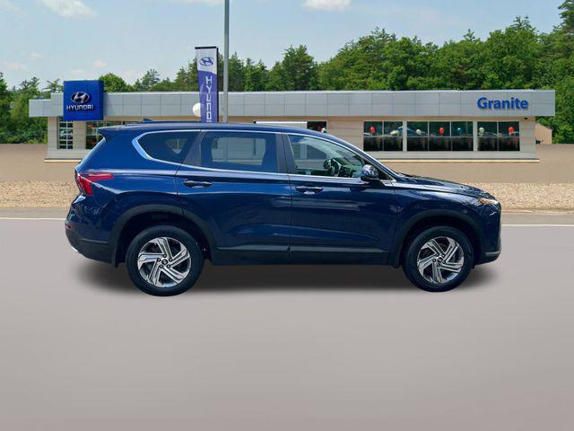 2022 Hyundai Santa Fe SE
