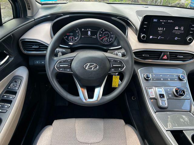 2022 Hyundai Santa Fe SE