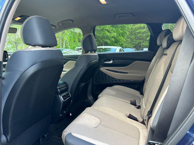 2022 Hyundai Santa Fe SE