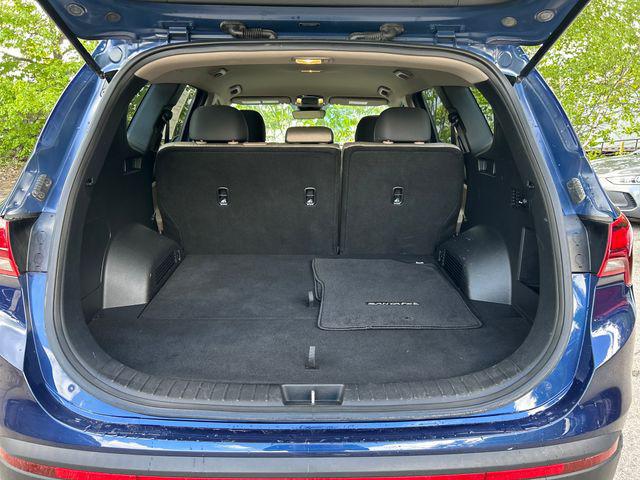 2022 Hyundai Santa Fe SE