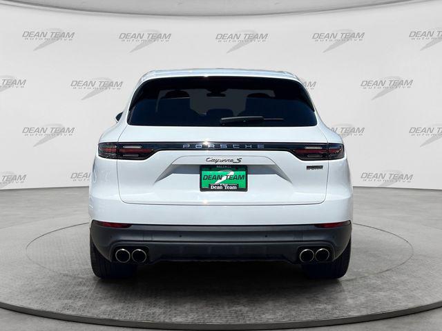 2022 Porsche Cayenne S
