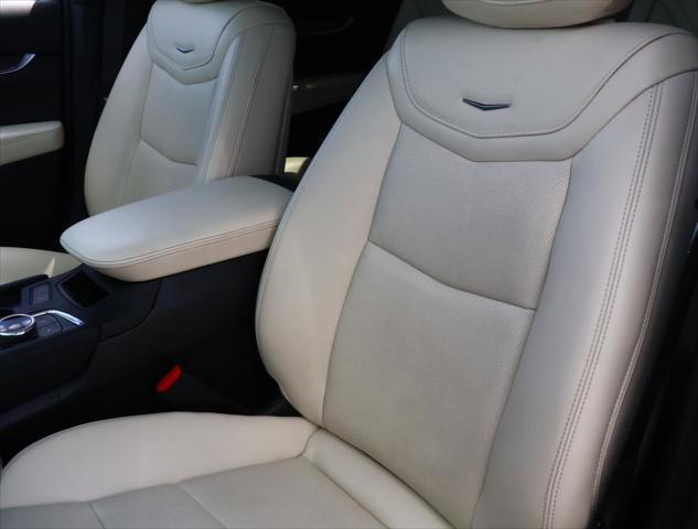 2024 Cadillac XT6 AWD Sport