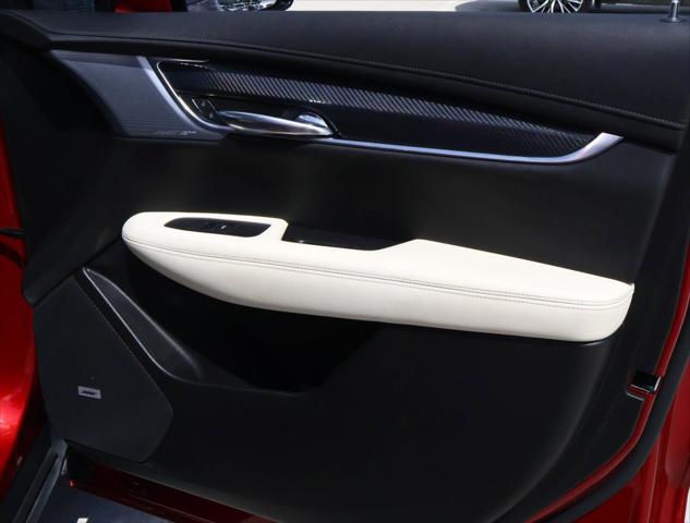 2024 Cadillac XT6 AWD Sport