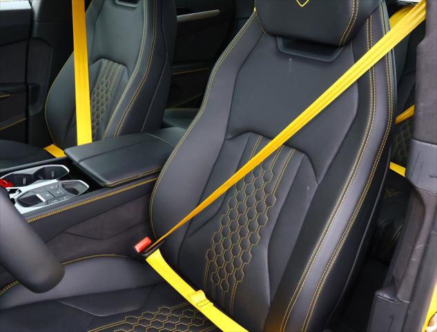 2025 Lamborghini Urus SE
