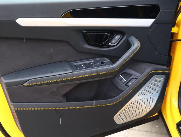 2025 Lamborghini Urus SE