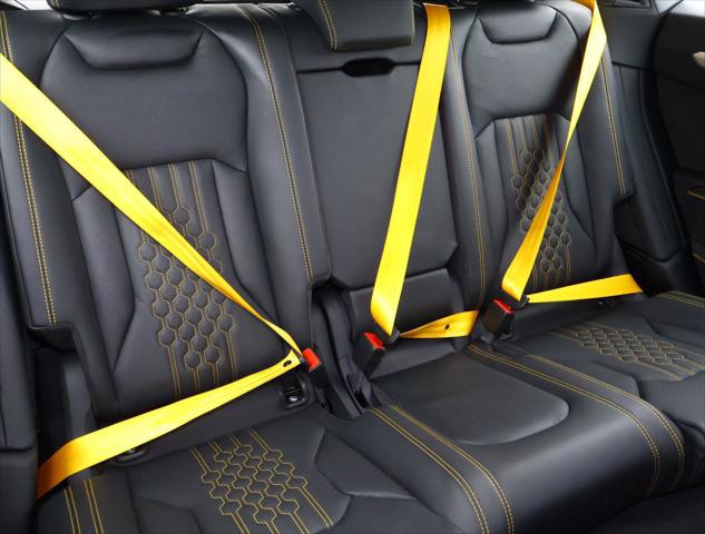 2025 Lamborghini Urus SE