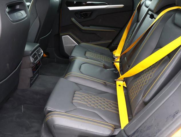 2025 Lamborghini Urus SE