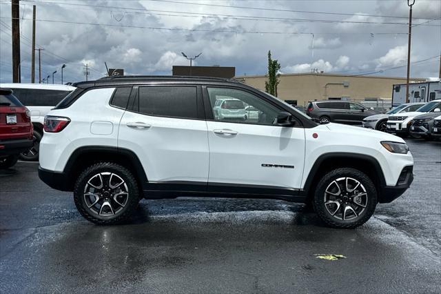 2025 Jeep Compass Trailhawk 4x4