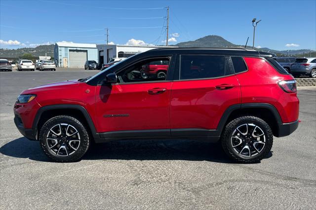 2025 Jeep Compass Trailhawk 4x4