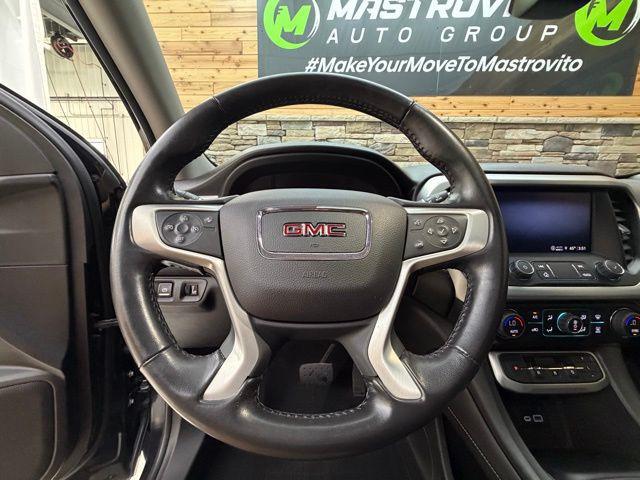 2022 GMC Acadia AWD SLT