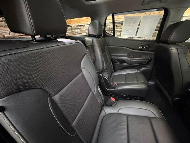 2022 GMC Acadia AWD SLT