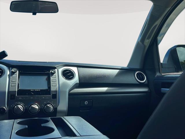 2016 Toyota Tundra SR5 5.7L V8