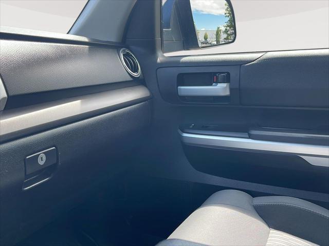 2016 Toyota Tundra SR5 5.7L V8
