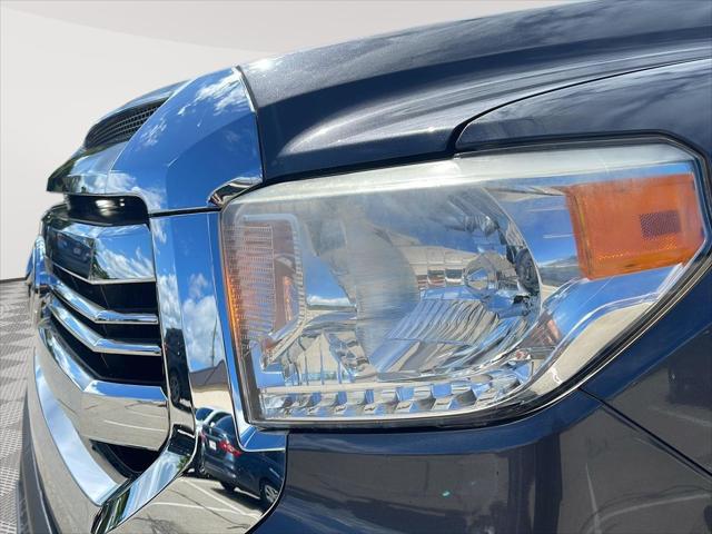 2016 Toyota Tundra SR5 5.7L V8