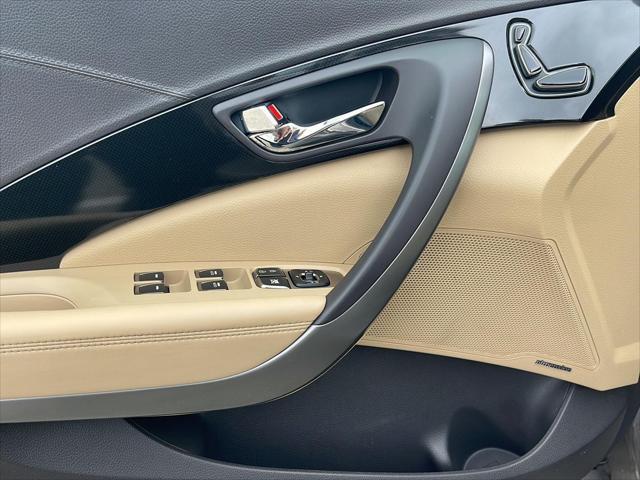 2013 Hyundai Azera Unknown