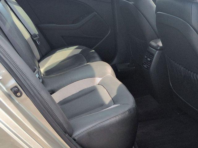 2011 Kia Optima SX