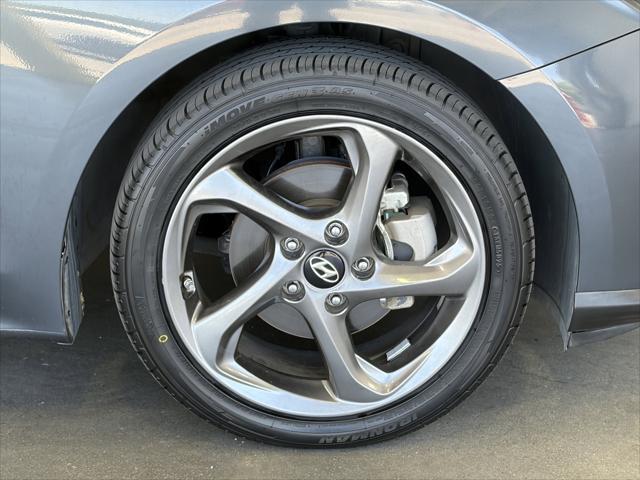 2019 Hyundai Veloster 2.0