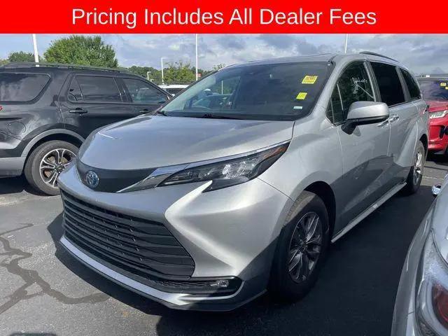 2025 Toyota Sienna XLE for sale in Asheville, NC