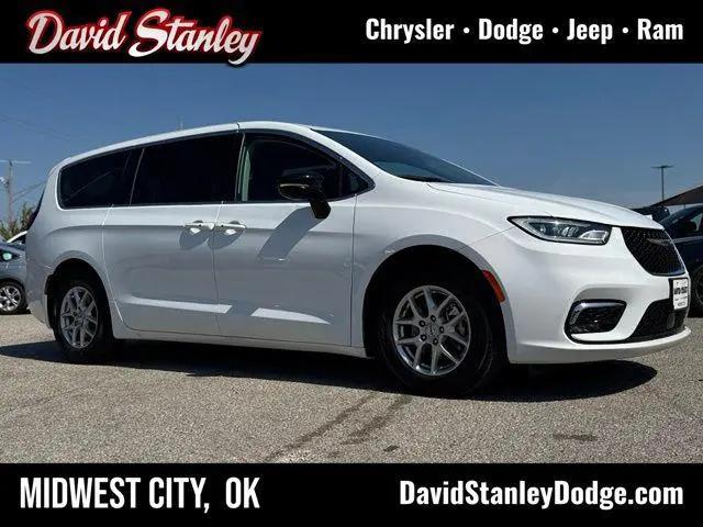 2024 Chrysler Pacifica Touring L for sale in Oklahoma City, OK
