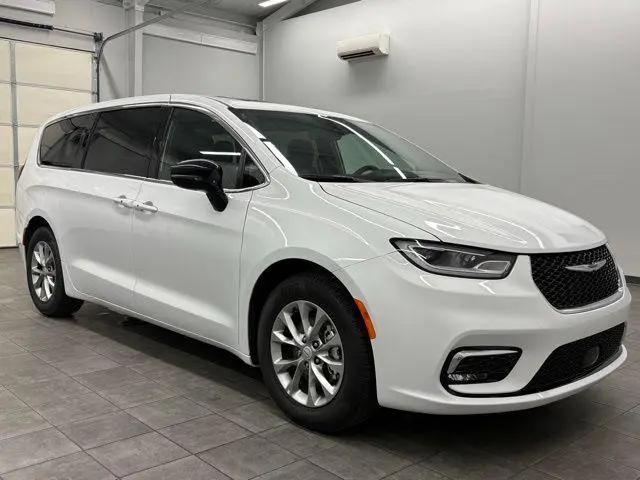 2026 Chrysler Pacifica Limited for sale in Murray, KY