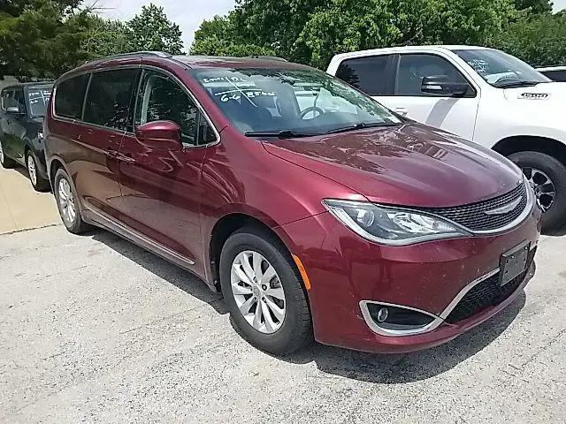 2018 Chrysler Pacifica Touring L for sale in Quincy, IL