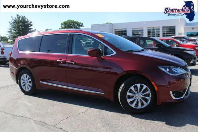 2018 Chrysler Pacifica Touring L for sale in Quincy, IL