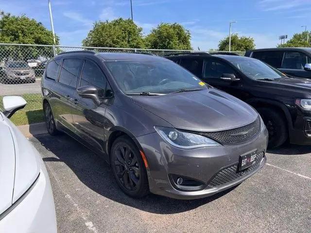 2020 Chrysler Pacifica Touring L Plus for sale in Lincoln, NE