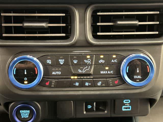 2023 Ford Maverick Lariat