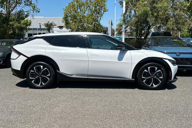 2024 Kia EV6 Wind