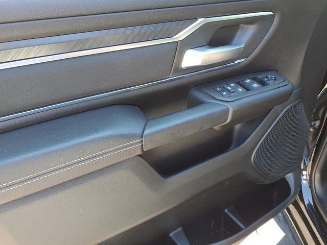 2025 Ram 1500 Big Horn Crew Cab 4x4 5'7" Box