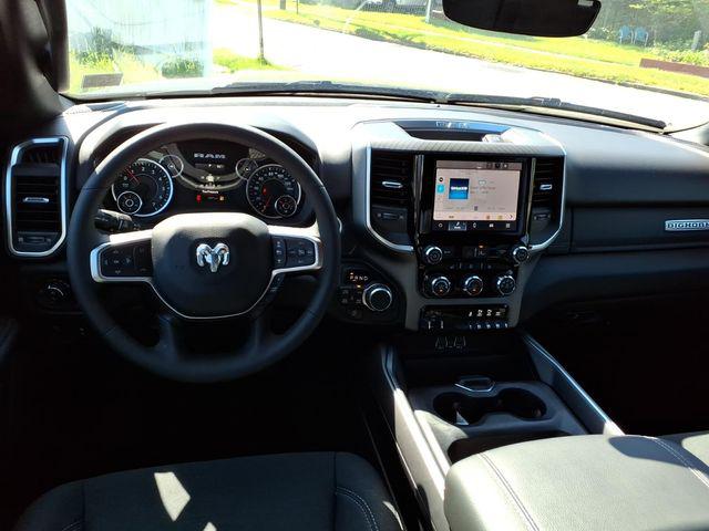 2025 Ram 1500 Big Horn Crew Cab 4x4 5'7" Box