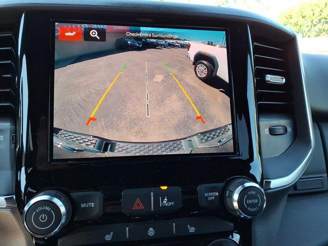 2025 Ram 1500 Big Horn Crew Cab 4x4 5'7" Box