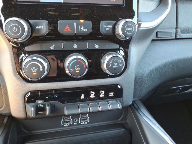 2025 Ram 1500 Big Horn Crew Cab 4x4 5'7" Box