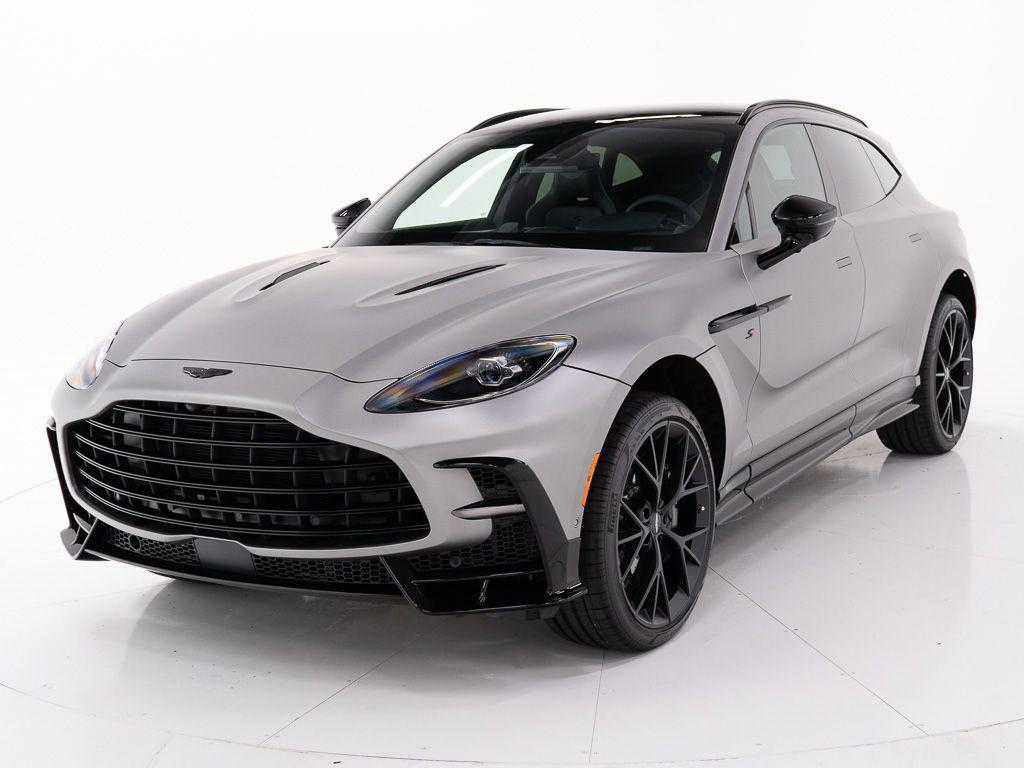 2026 Aston Martin DBX 4.0 V8 S AWD's photo