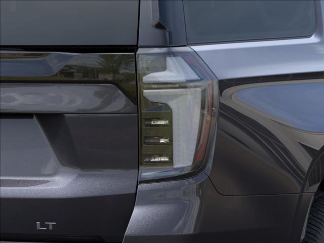 2026 Chevrolet Suburban LT, 4WD