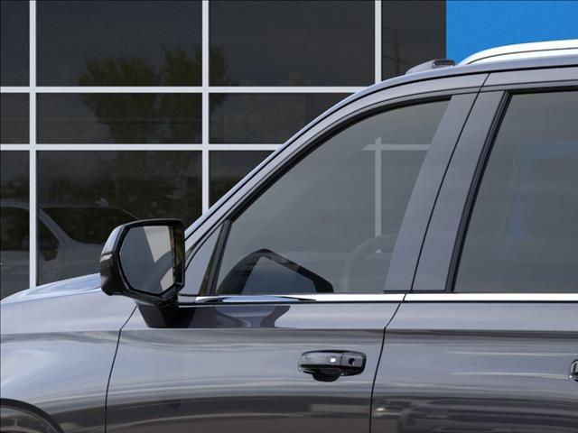 2026 Chevrolet Suburban LT, 4WD