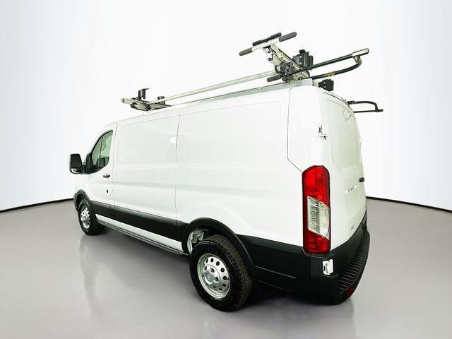2022 Ford Transit Cargo Van Base