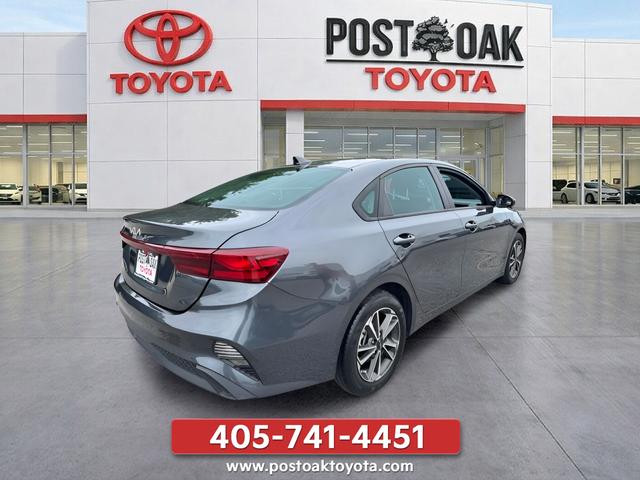 2023 Kia Forte LXS