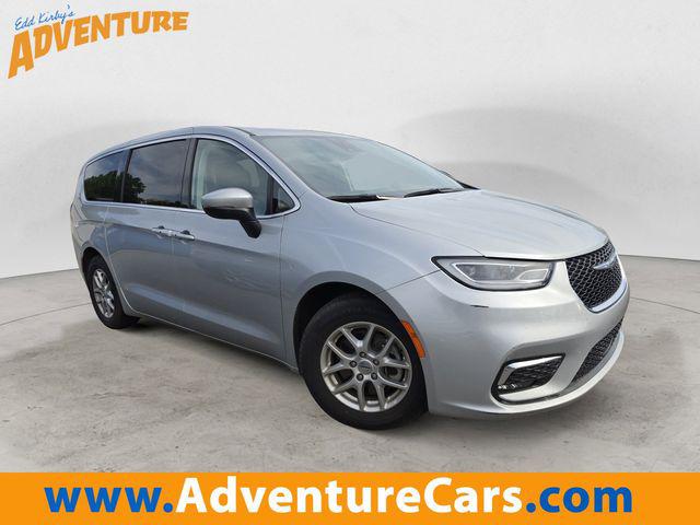 2023 Chrysler Pacifica Touring L for sale in Chattanooga, TN