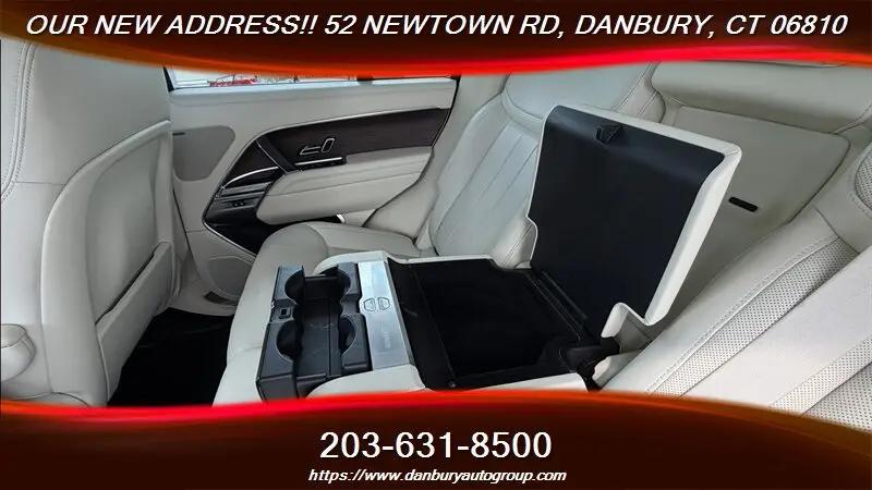 2023 Land Rover Range Rover P400 SE