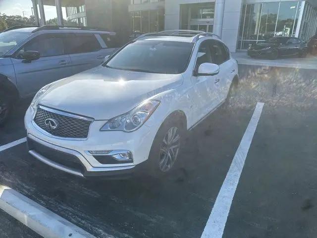 2017 INFINITI QX50 Standard
