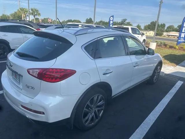 2017 INFINITI QX50 Standard