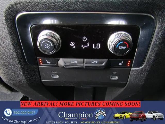 2022 GMC Yukon 4WD SLT