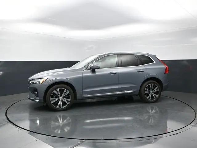 2023 Volvo XC60 B5 Plus Bright Theme
